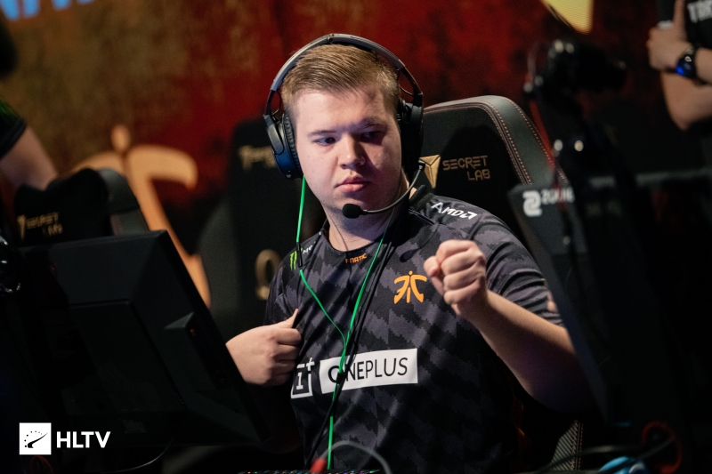 JW鼠标键盘外设、视频设置、准心CFG参数-CSGO RushB中文网